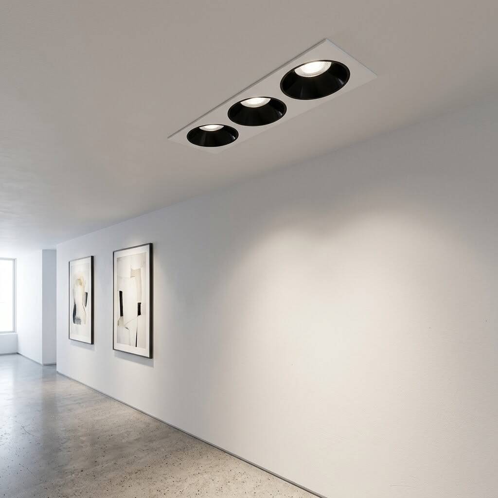 ACK 3x10W 4000K Ilık Beyaz 2600lm Kamaşma Önleyici Üçlü Sıva Altı Spot (247x88 mm Beyaz Kasa) AD10-01710 - 2